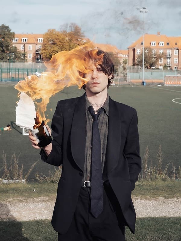 %100 Müzik Sunar: Elias Rønnenfelt