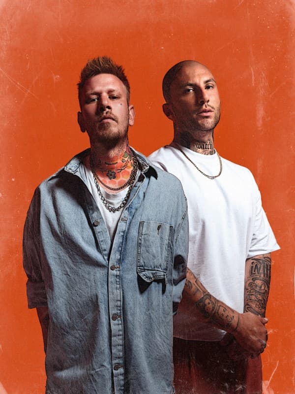 Şanışer & Sokrat ST